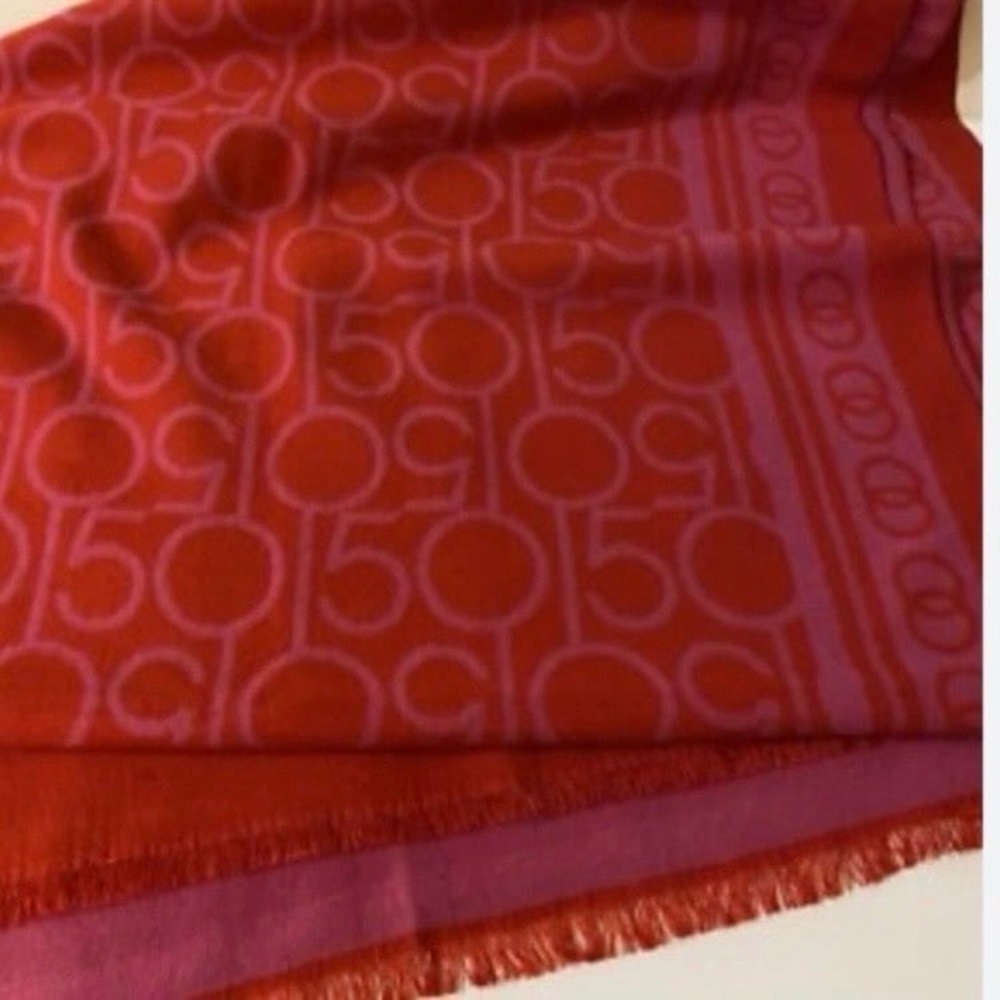 Bloomingdale's 150th Anniversary Soft Limited Edition Oversized Scarf Red NWT